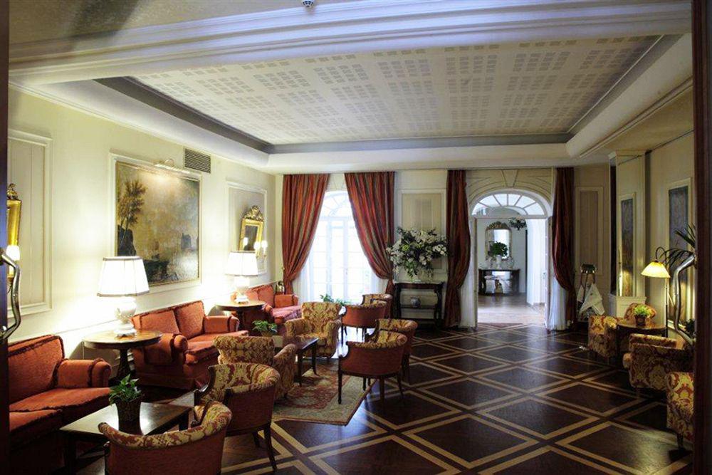 Palazzo Alabardieri Наполи Екстериор снимка